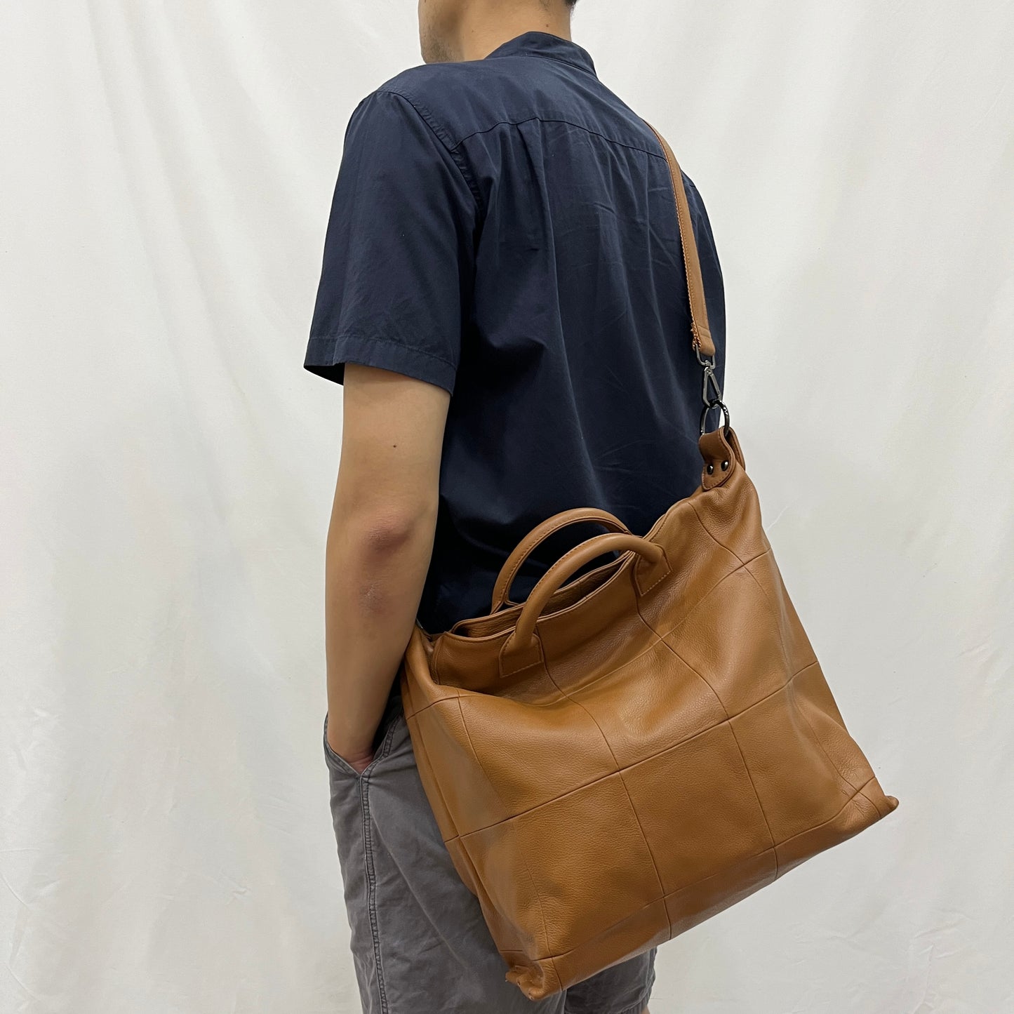 Cara V4 design genuine cowhide leather bag with strap