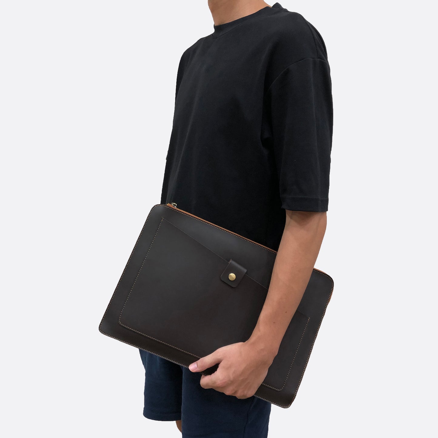 Snap design genuine cowhide leather clutch/laptop sleeve / laptop folio