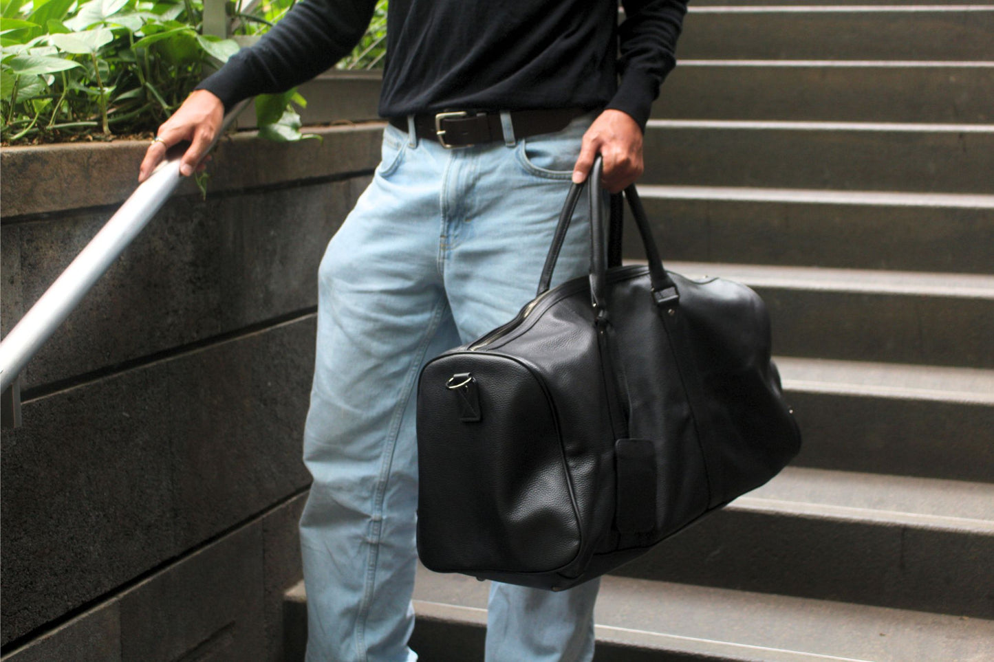 Barrel design genuine cowhide leather duffel travel bag