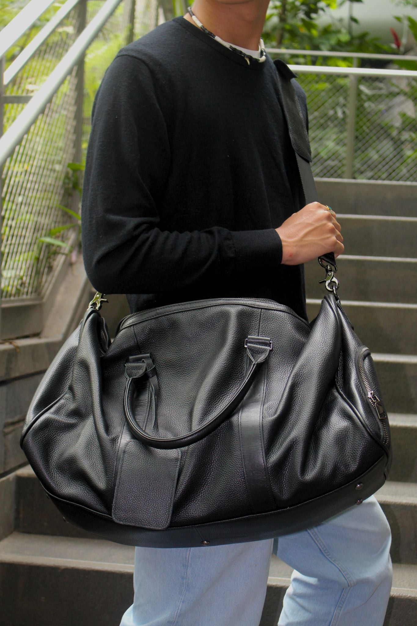 Barrel design genuine cowhide leather duffel travel bag
