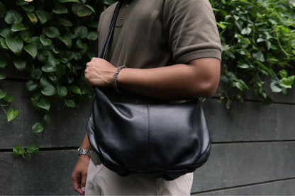 Poches V3 design genuine cowhide leather bag