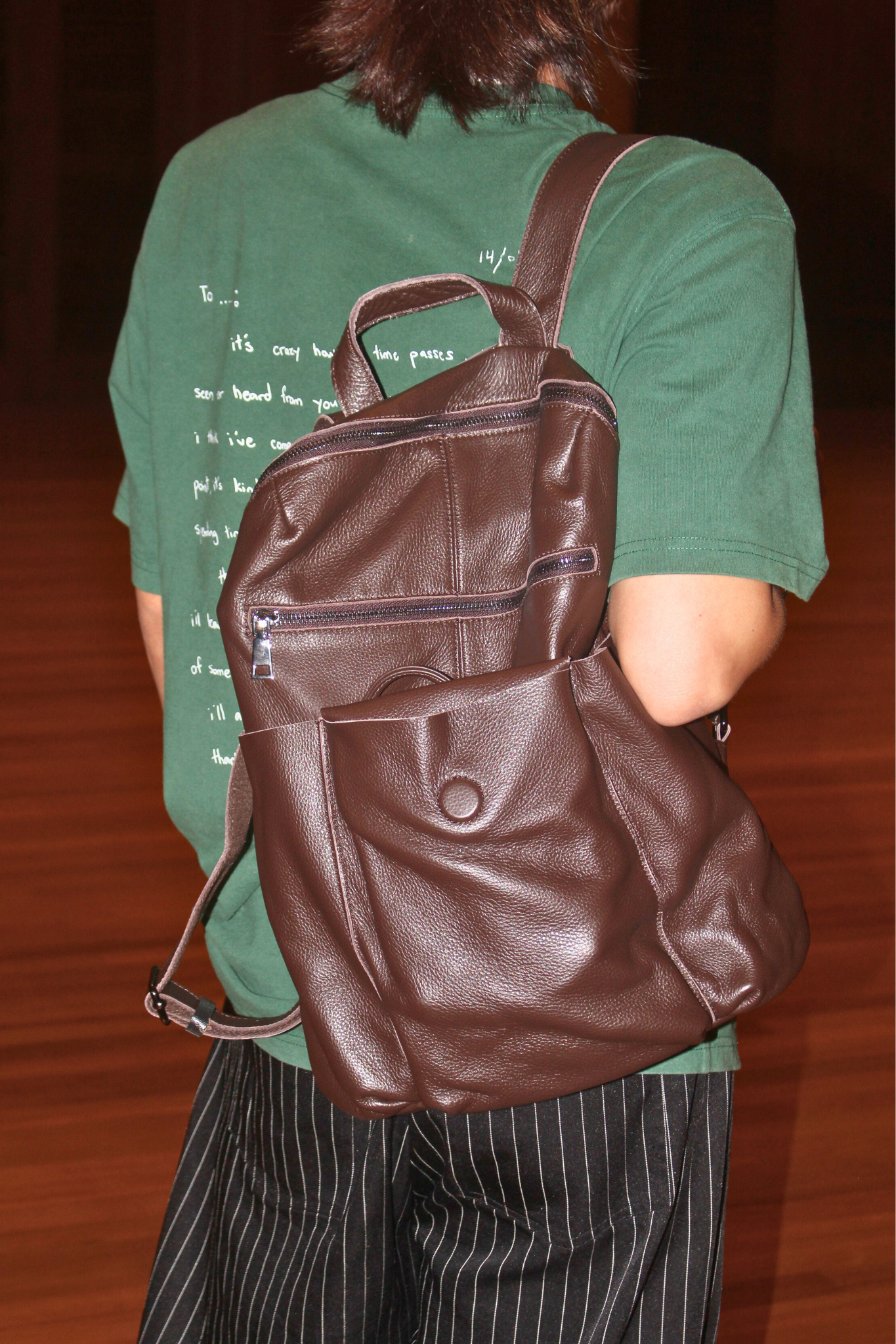 Snap design genuine cowhide leather backpack with strap pouch