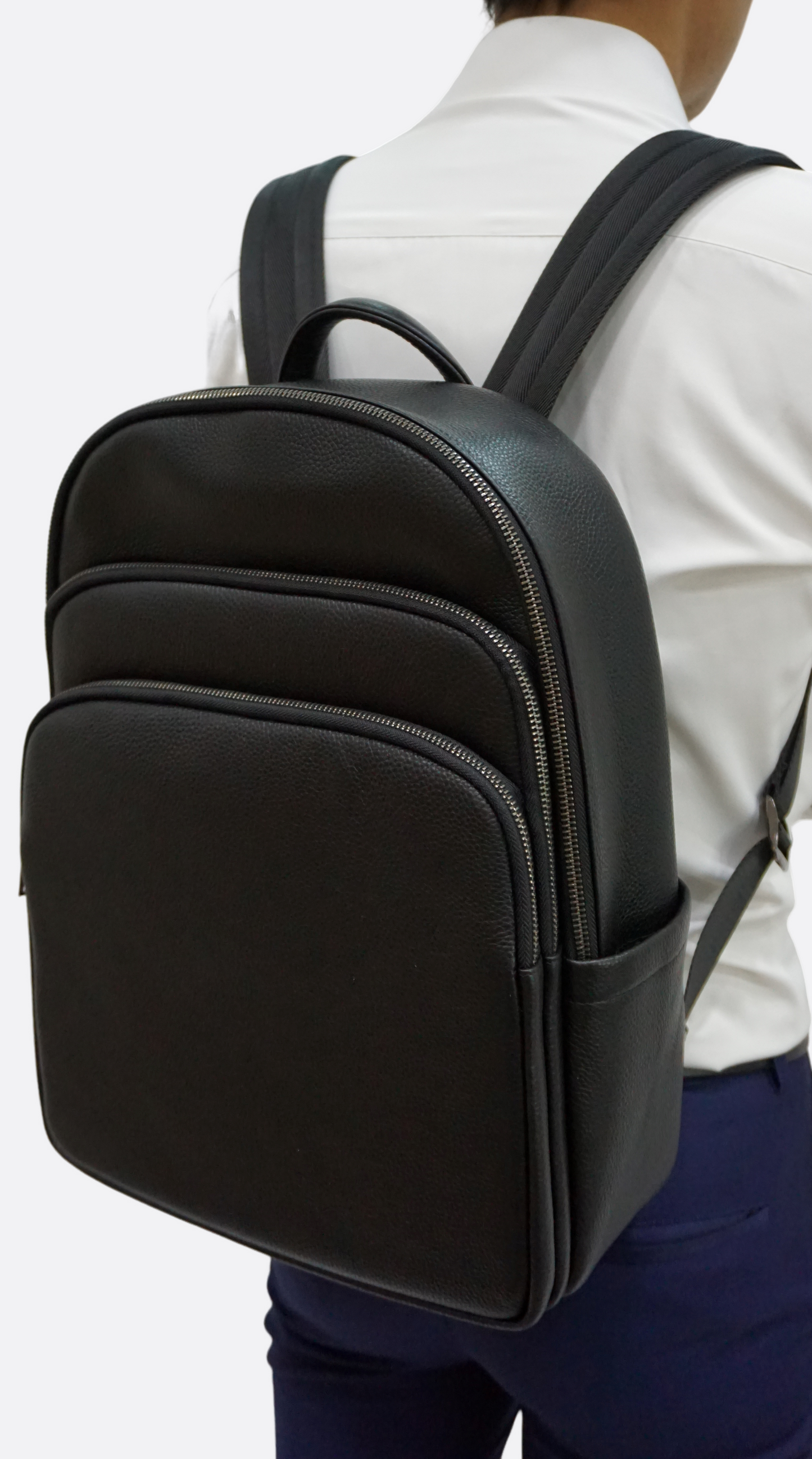 Crescent design genuine cowhide leather backpack