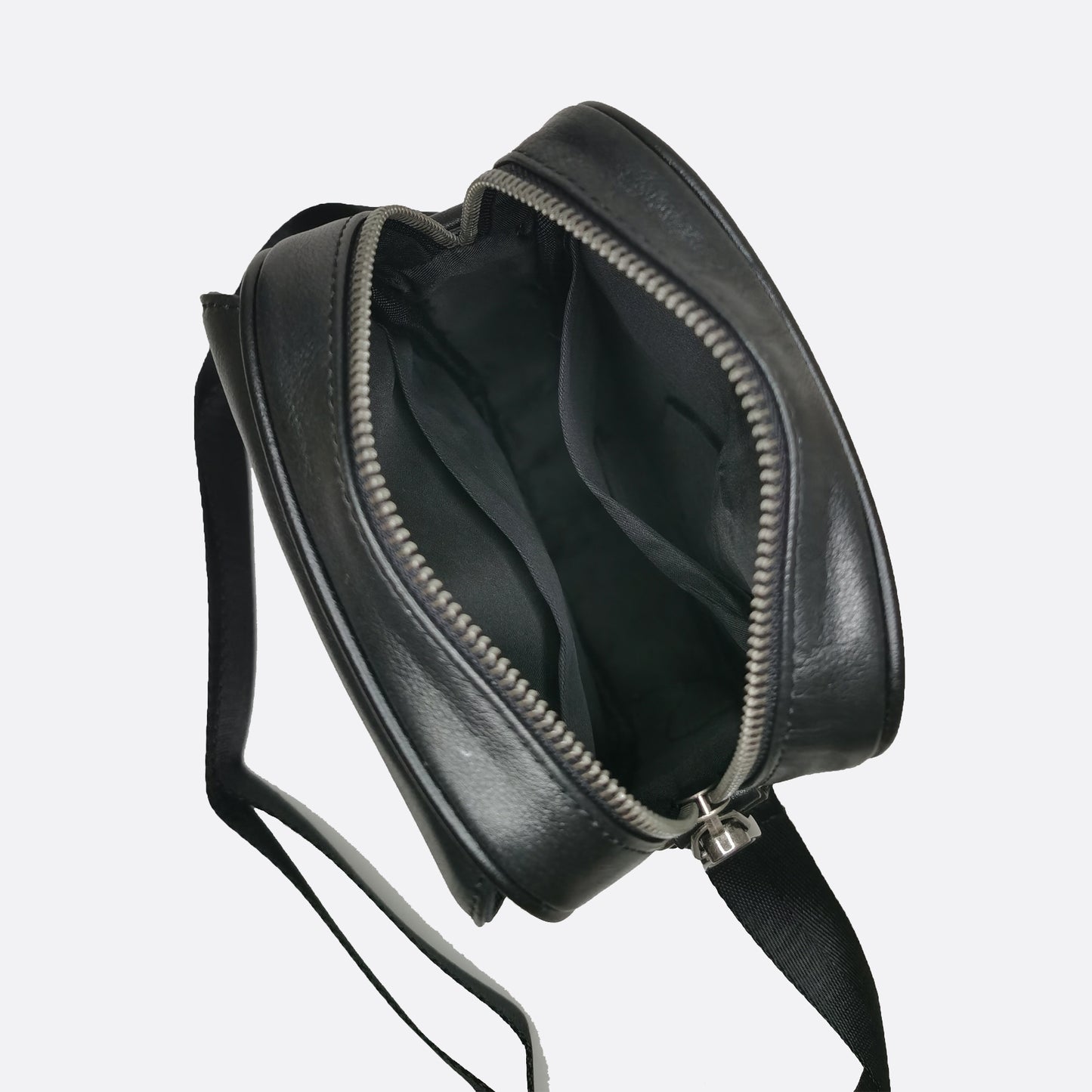 Flap design genuine cowhide leather sling bag