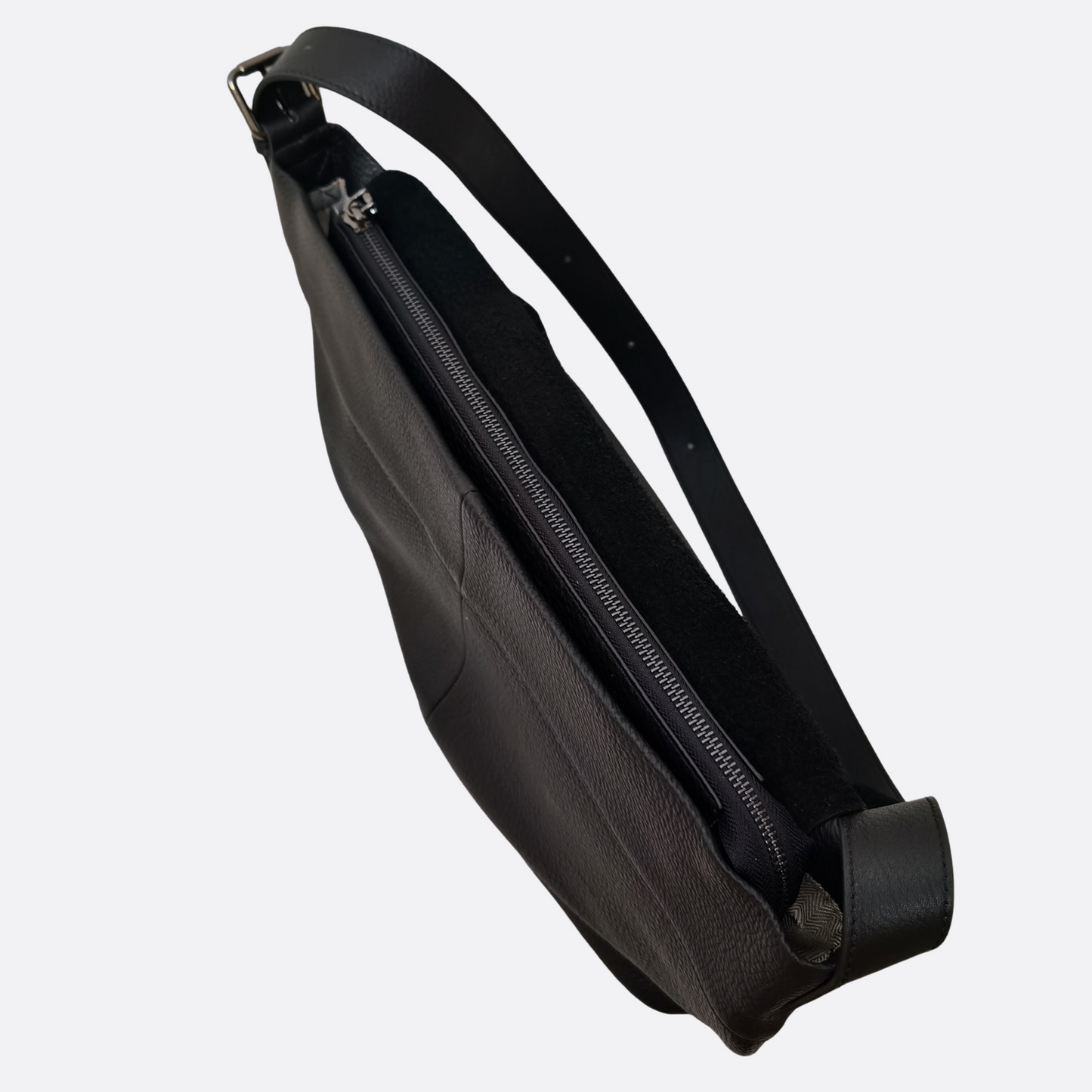 Messenger V4 design genuine cowhide leather sling bag