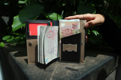Genuine cowhide leather passport holder travel pouch with snap button